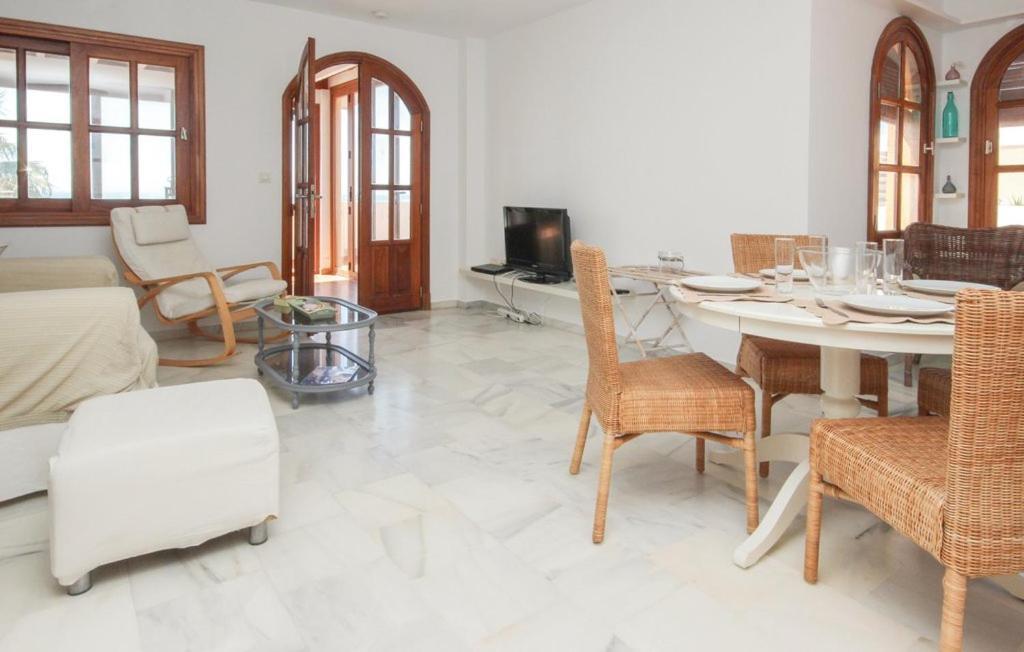 Penthouse On The Beachfront Estepona Eksteriør bilde